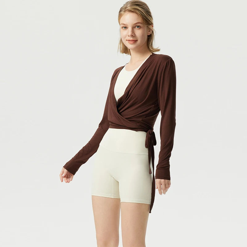 Elevate Active Crossover Top™
